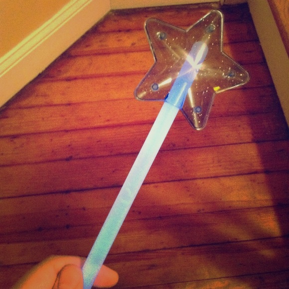 𝔐𝔞𝔯'𝒔 𝑴𝔞𝔡𝔡 𝐂𝒍ℴ𝓈ℯ𝘵✨ - Picture 3 of 3